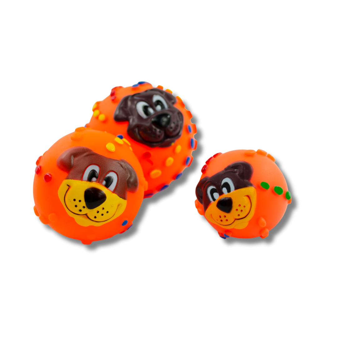 TINNY CHUMS PELOTA GRANDE DE VINIL C/CARA DE PERRO Y SONIDO TIPO SQUEAKY 9cm BY SHARPAW