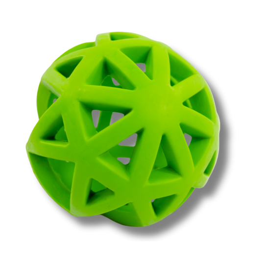 Pelota de Caucho Natural Rocky Chums  Juguete para Perros con Triángulos SharPaw