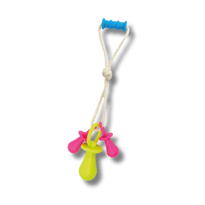 TINNY CHUMS JUGUETE DE HILO C/SET 3 CHUPONES C/CASCABEL Y AGARRADERA DE CAUCHO 45cm by SHARPAW